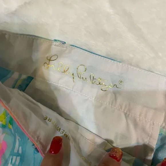 Lilly‎ Pulitzer short Size 2 - Picture 9 of 11